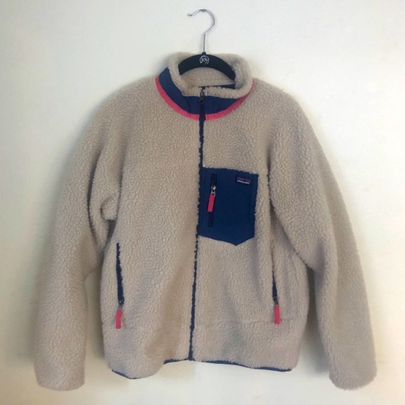 Patagonia Beige Sherpa Fleece Jacket with Navy & Pink Accents - Picture 3 of 9